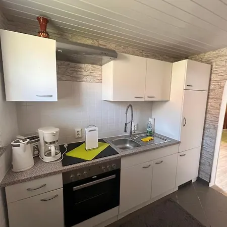 Ferienunterkunft Lucy Apartman *